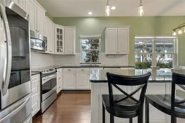 Listing Photo 16