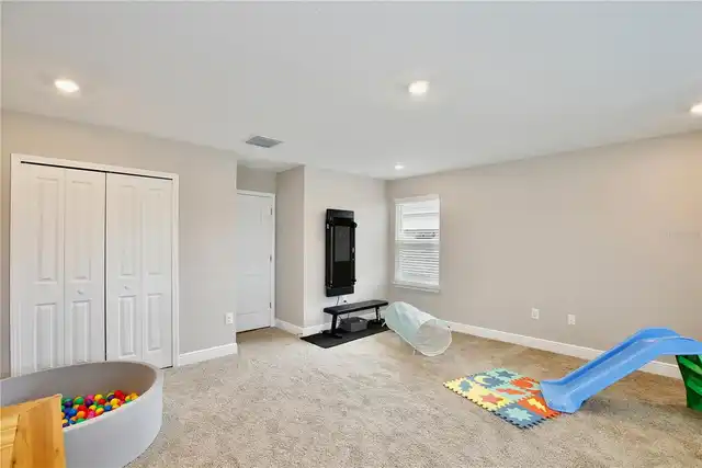 Listing Photo 35