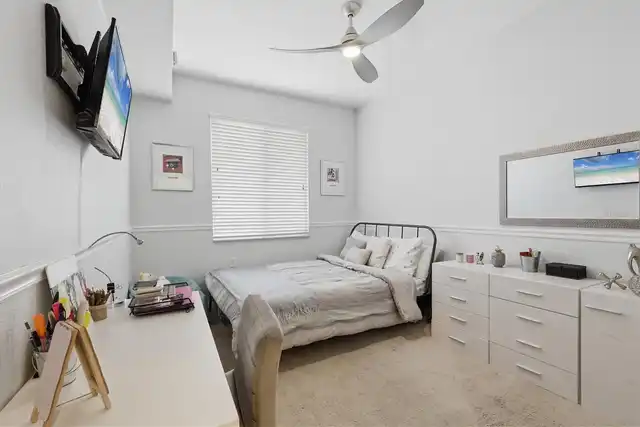 Listing Photo 20