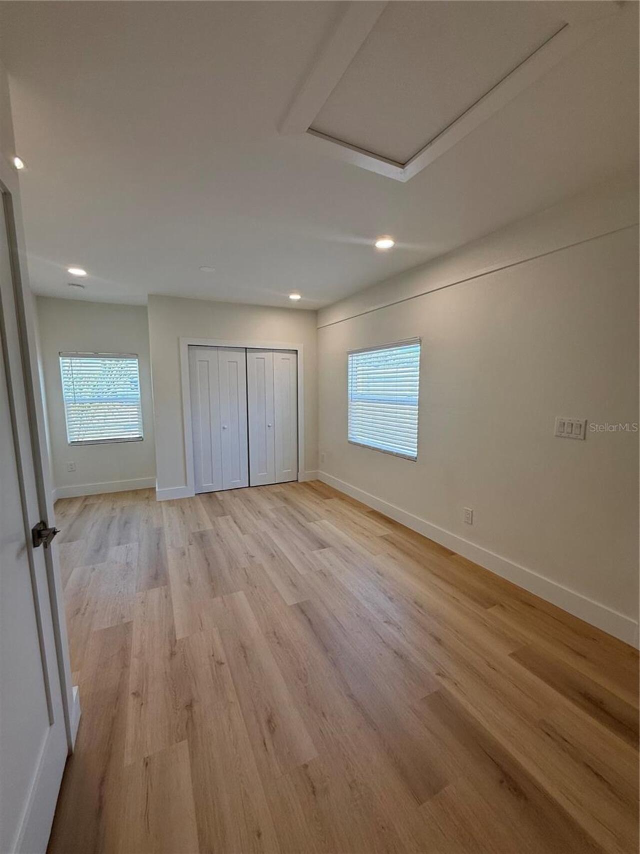 Listing Photo 33