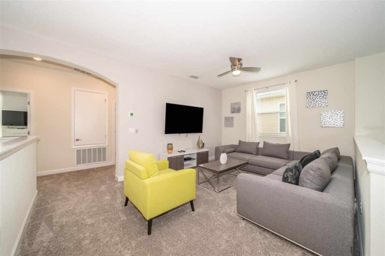 Listing Photo 8