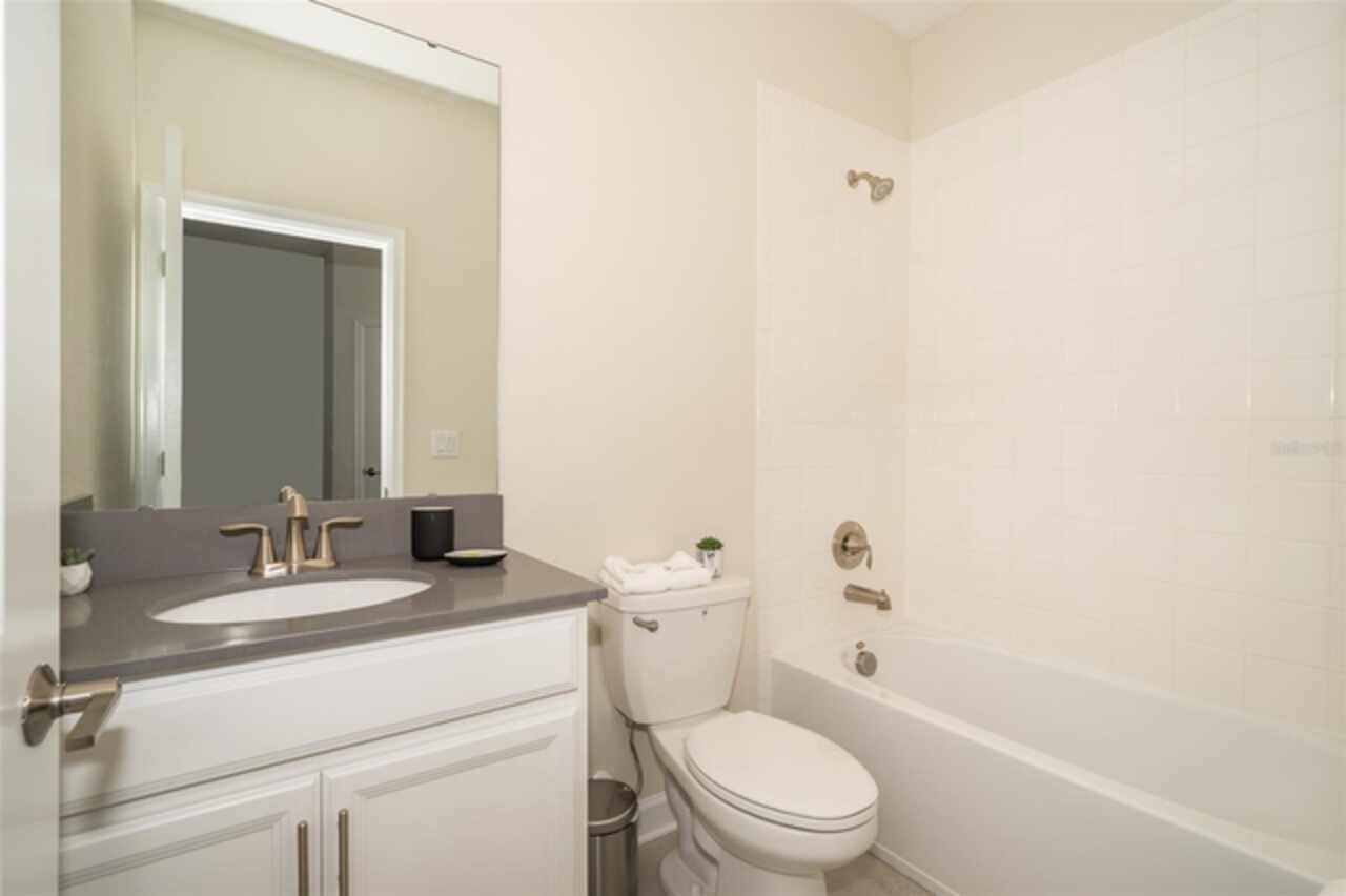 Listing Photo 20