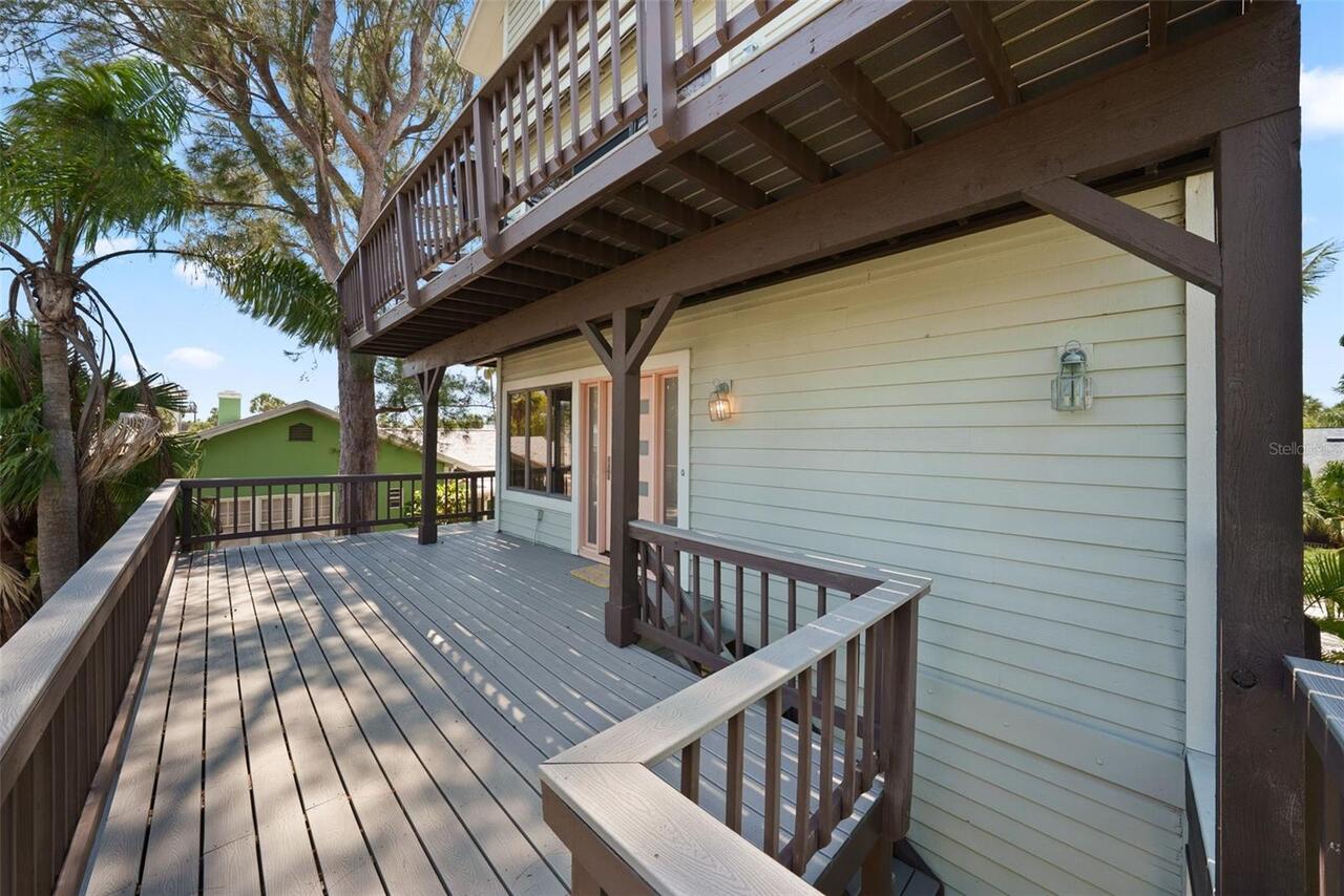 Listing Photo 8
