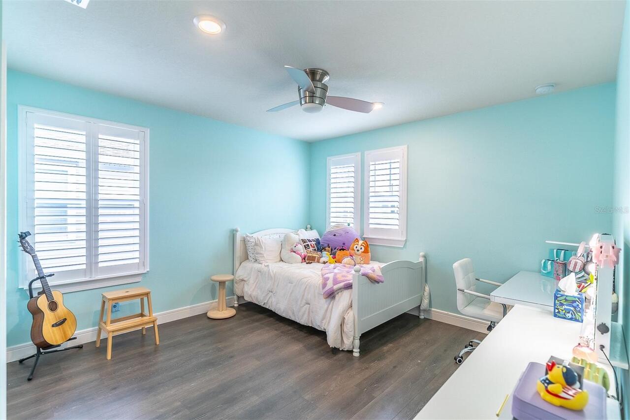 Listing Photo 15