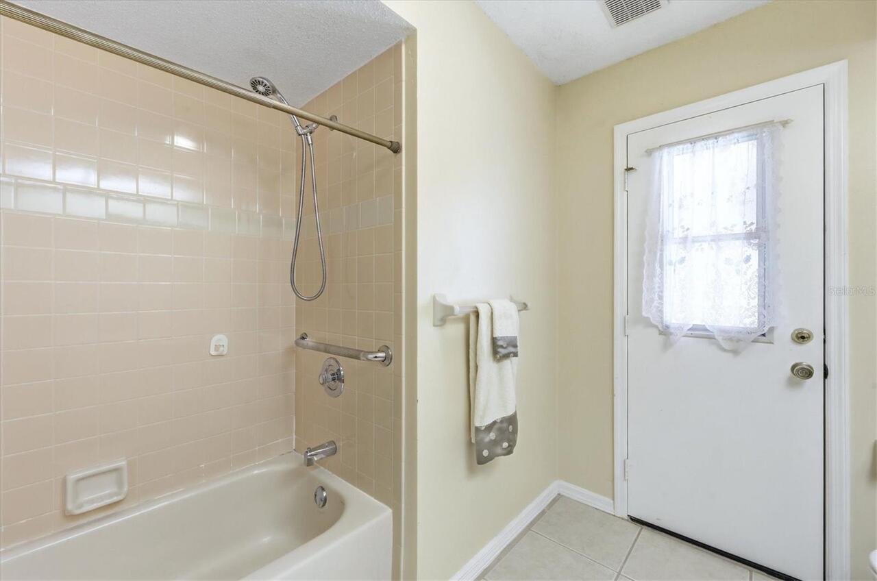 Listing Photo 28