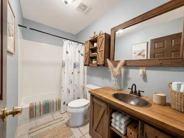 Listing Photo 15
