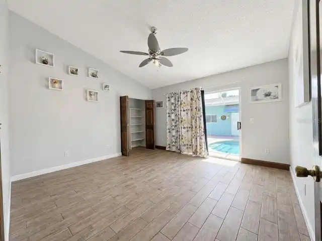 Listing Photo 33