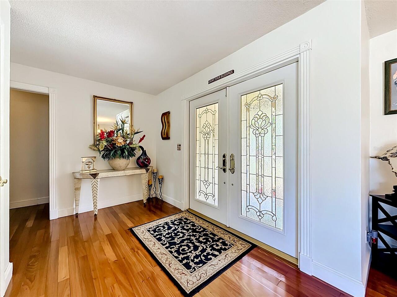 Listing Photo 10