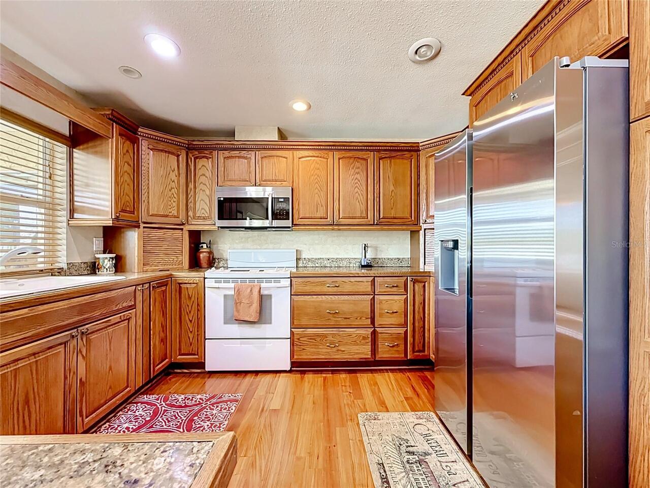 Listing Photo 18