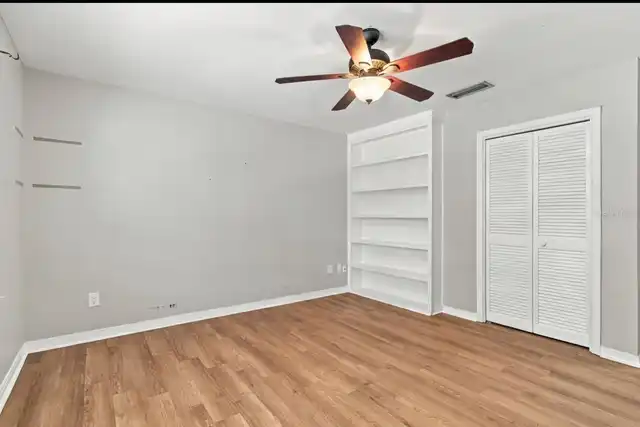 Listing Photo 9