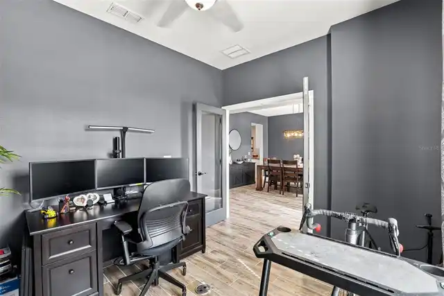 Listing Photo 19