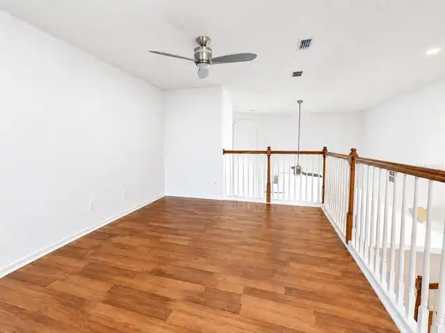 Listing Photo 23