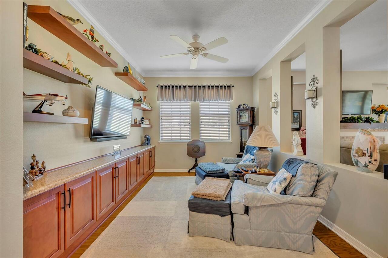 Listing Photo 8