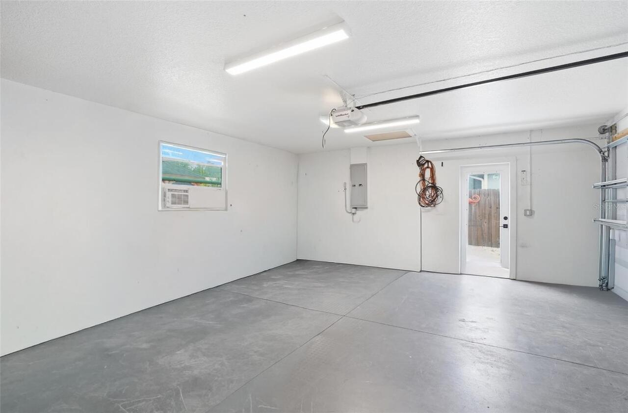 Listing Photo 24