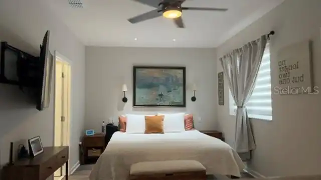 Listing Photo 12