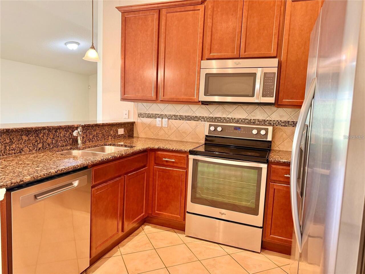 Listing Photo 8