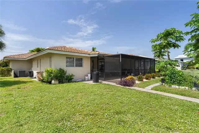 Listing Photo 37