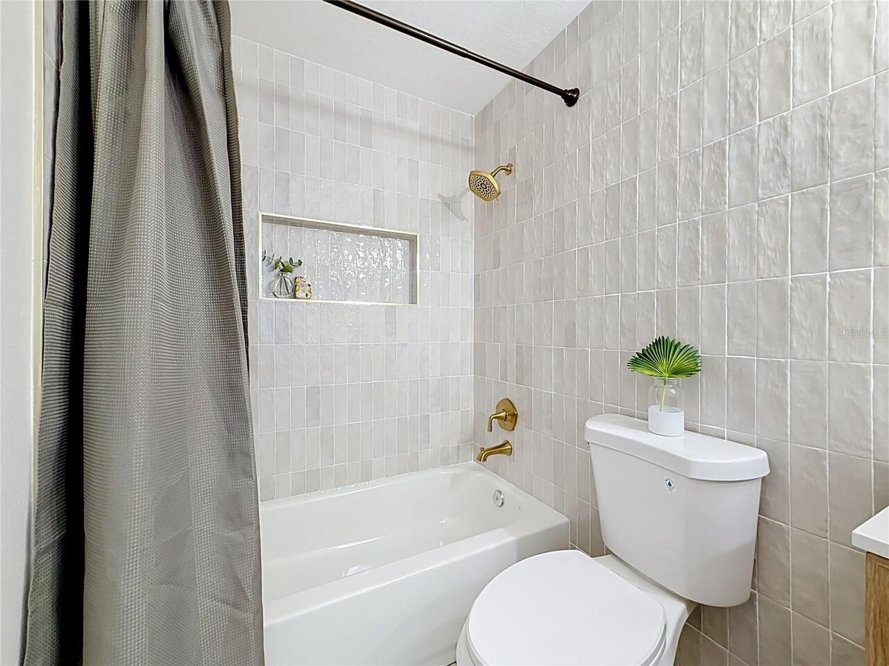 Listing Photo 44