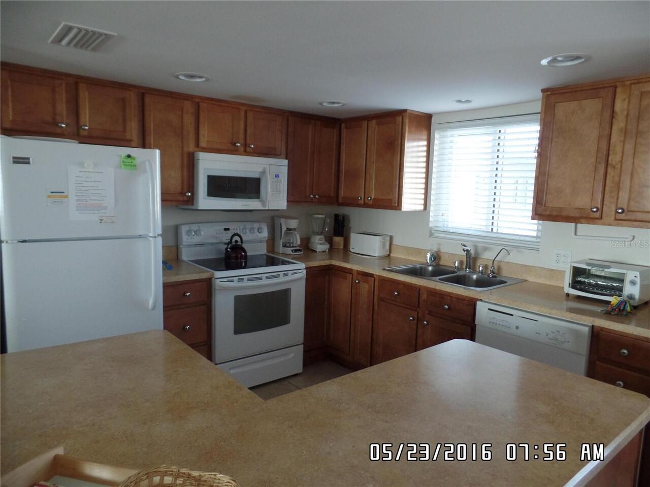 Listing Photo 11