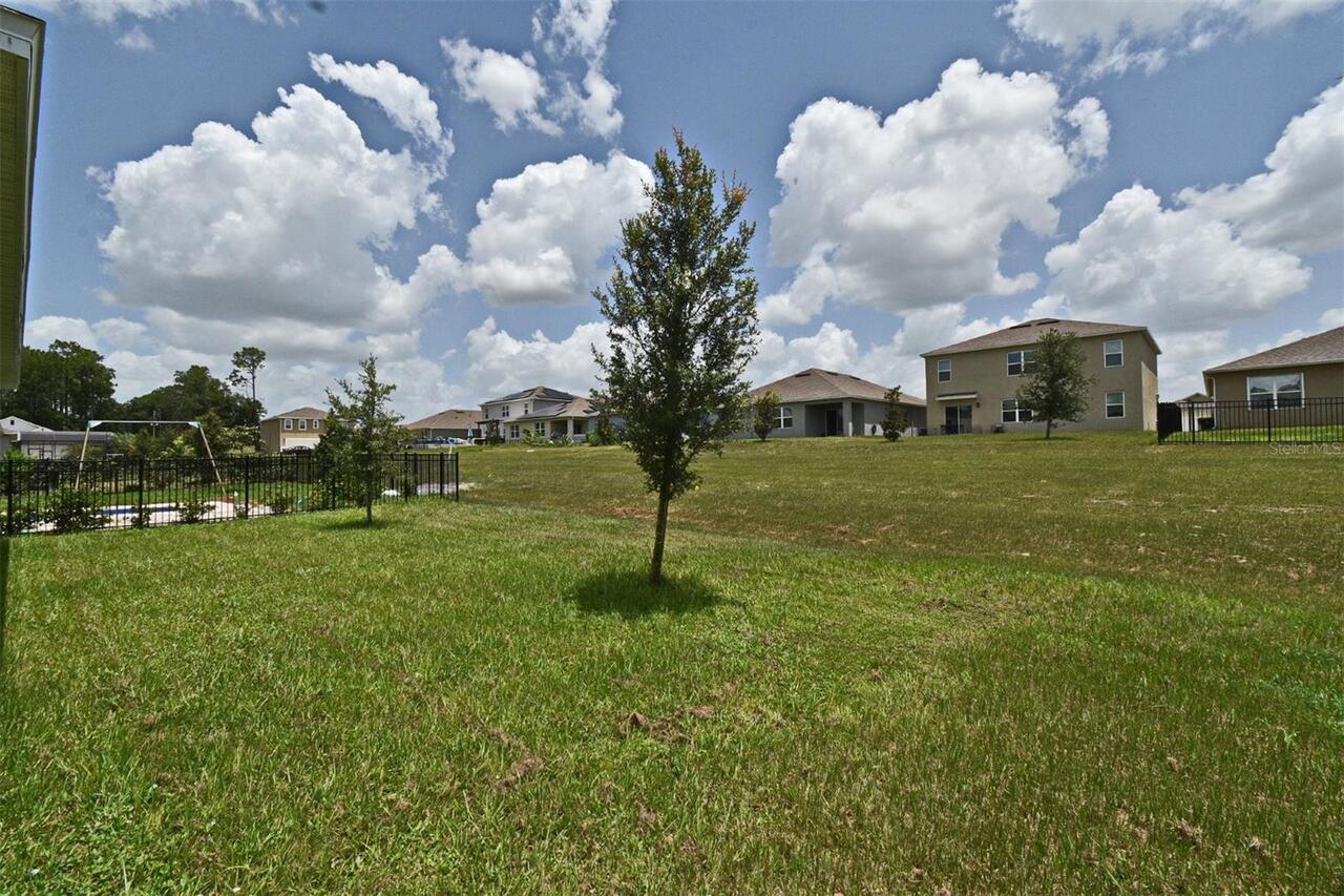 Listing Photo 38