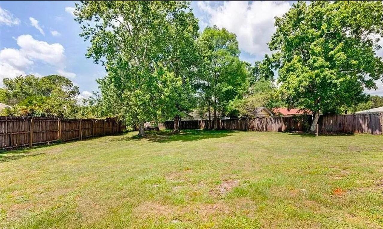 Listing Photo 9