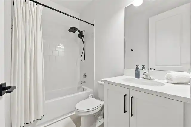 Listing Photo 8