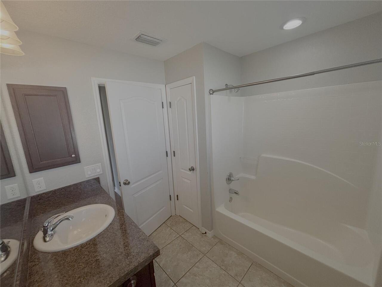Listing Photo 20
