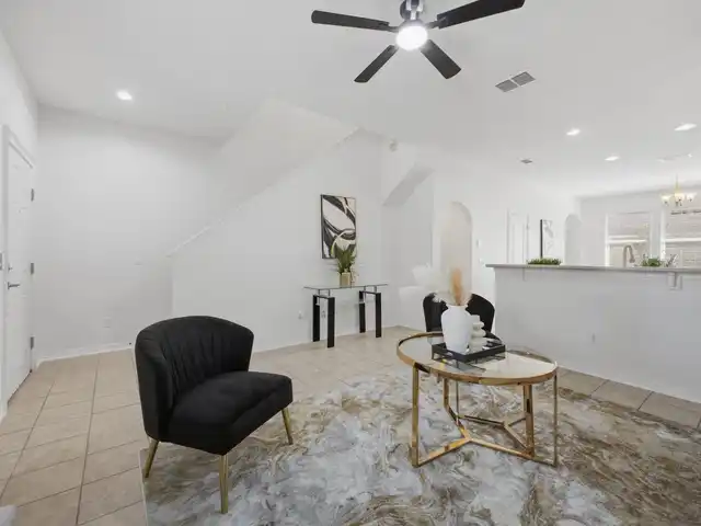Listing Photo 6