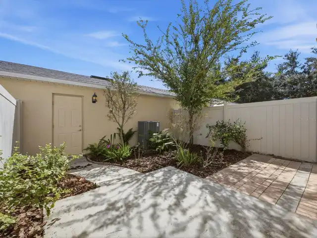 Listing Photo 28