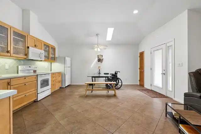 Listing Photo 29