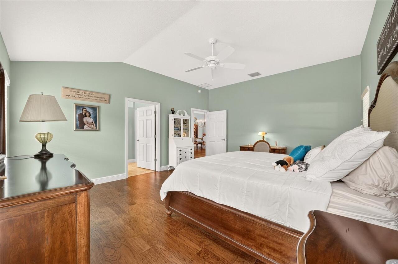 Listing Photo 16