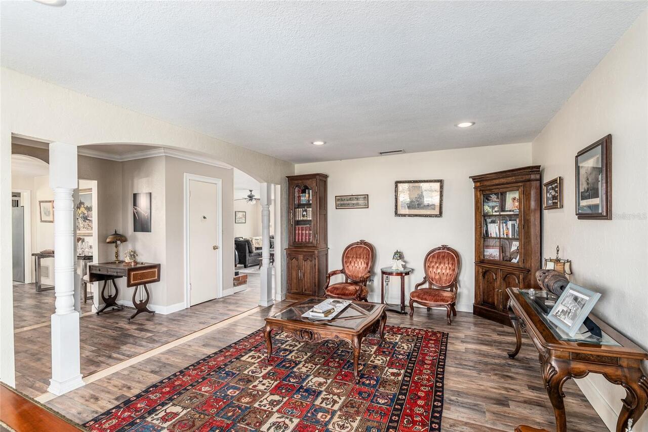 Listing Photo 15