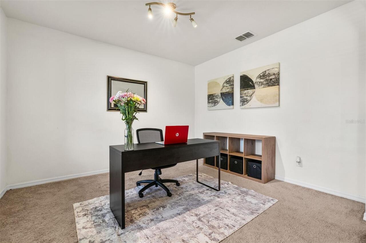 Listing Photo 9