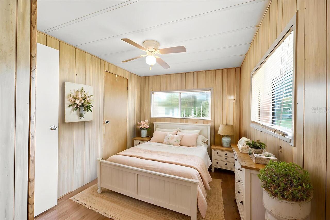Listing Photo 8