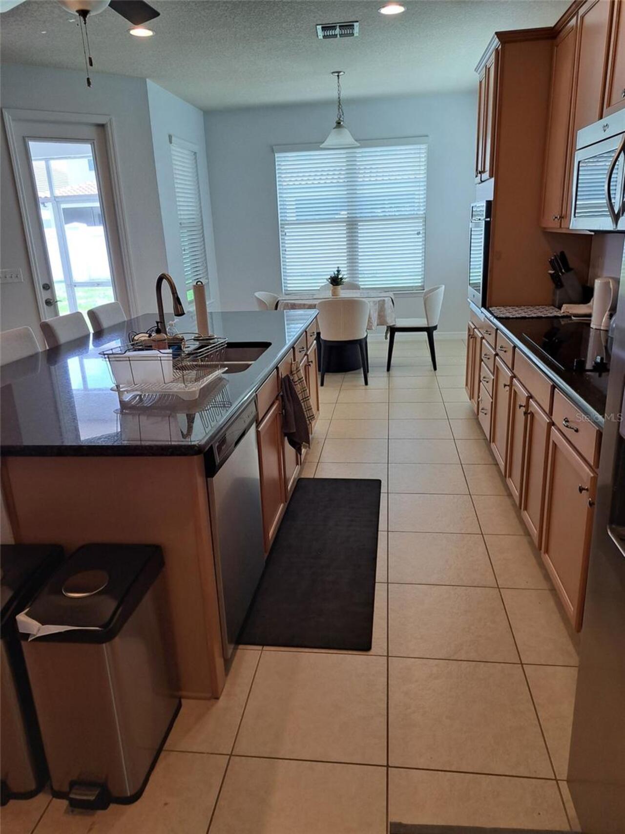 Listing Photo 10