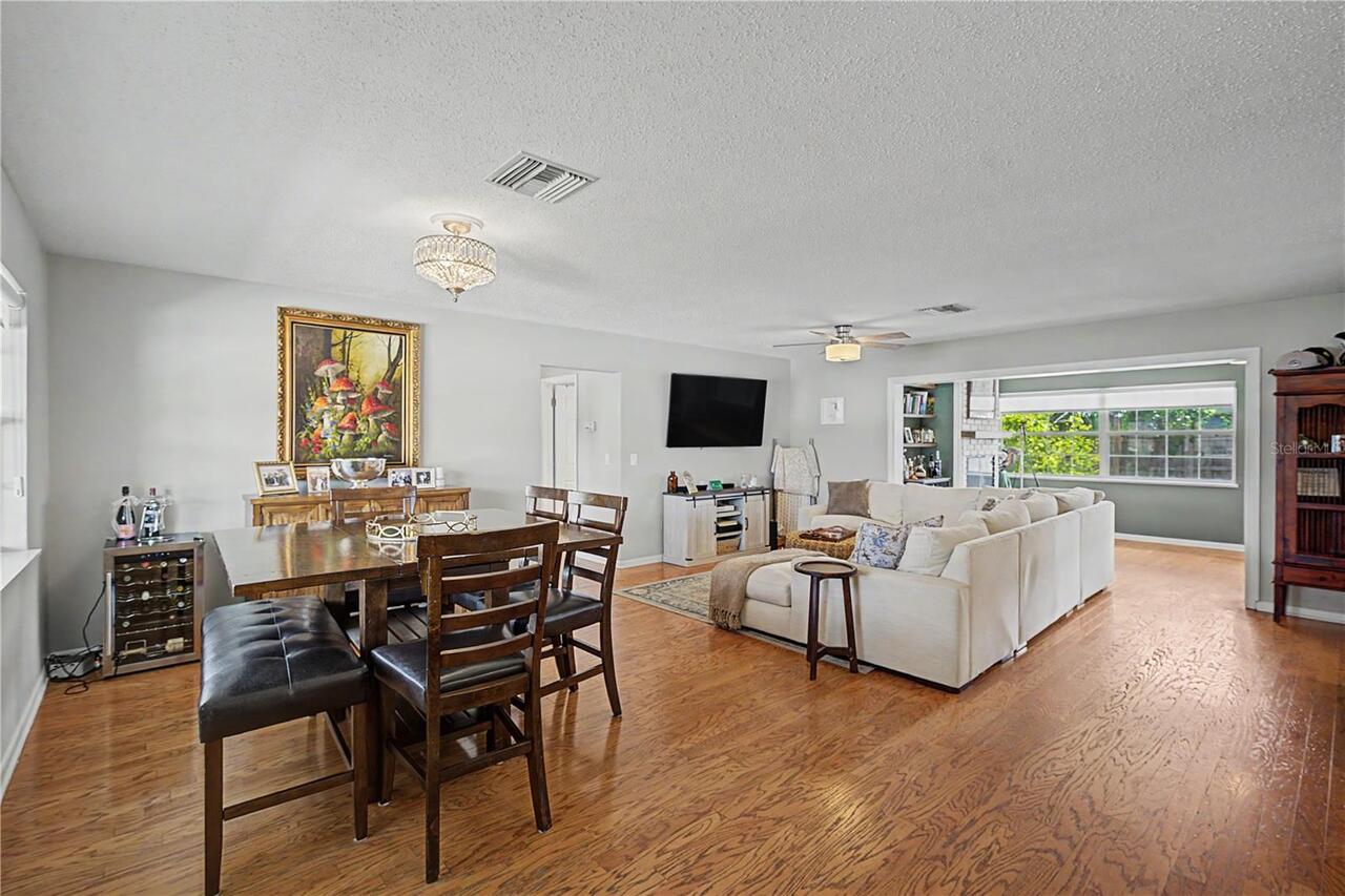 Listing Photo 8