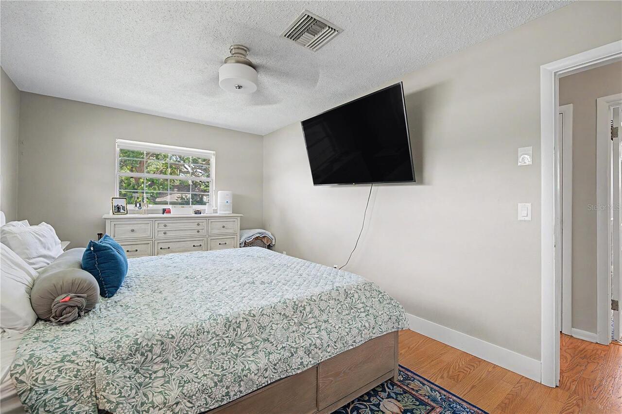 Listing Photo 20