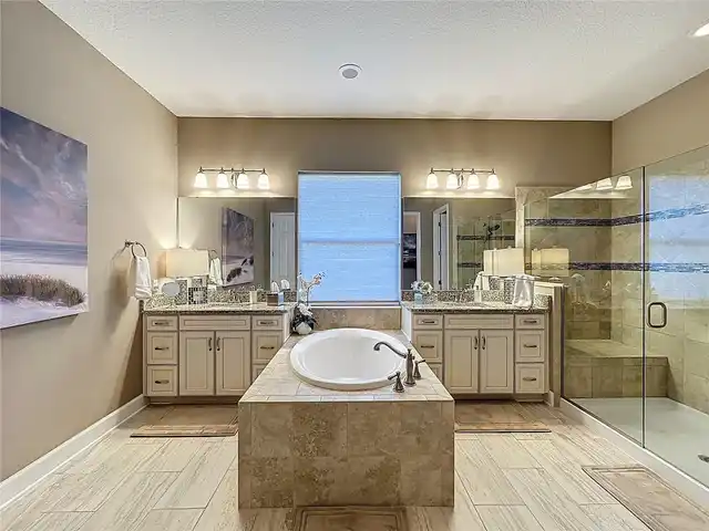 Listing Photo 20