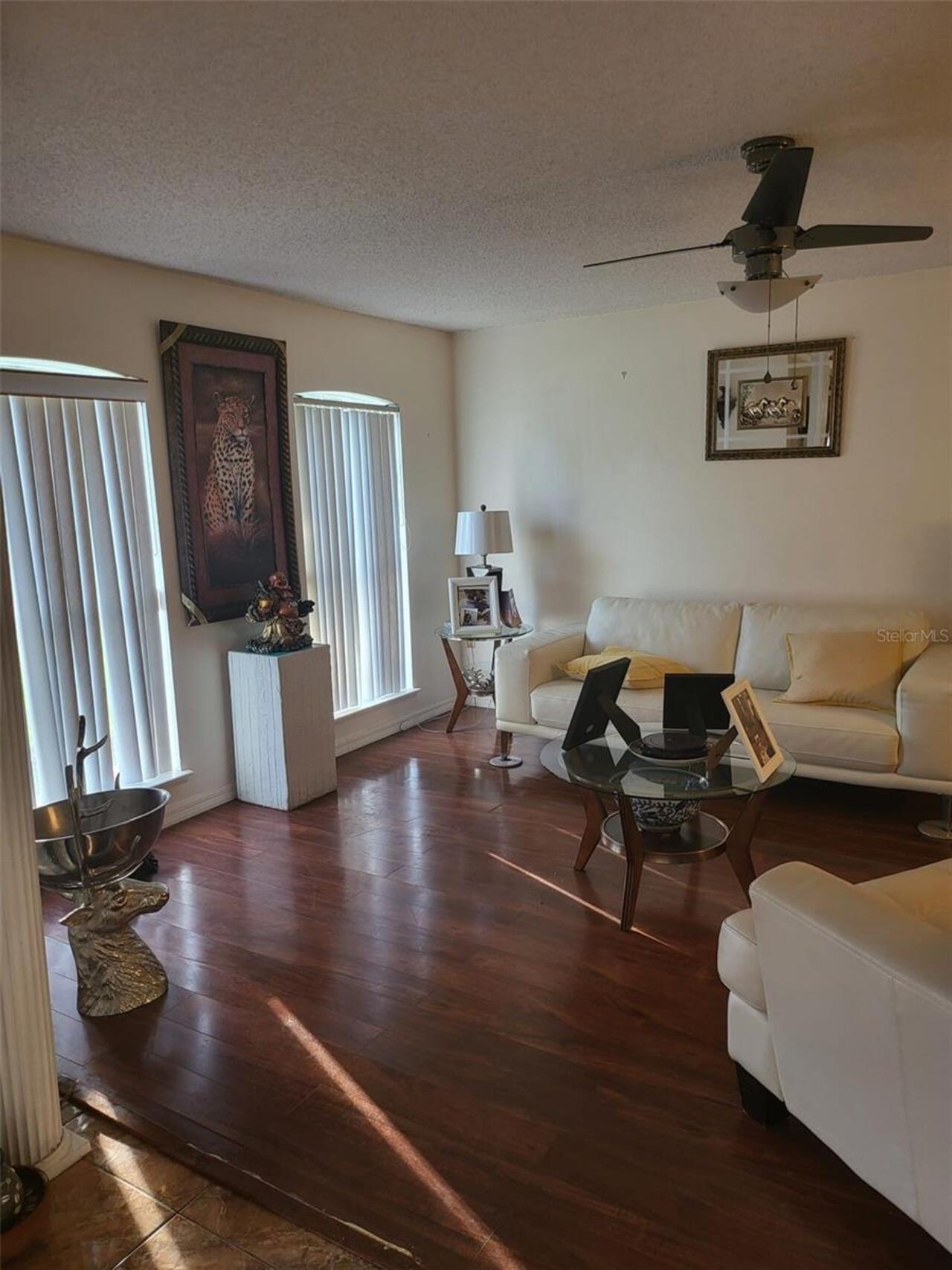Listing Photo 12