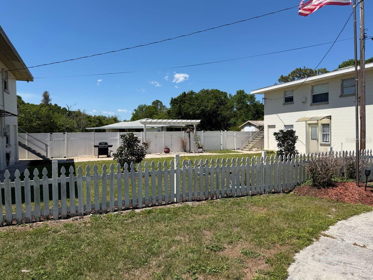 Listing Photo 17