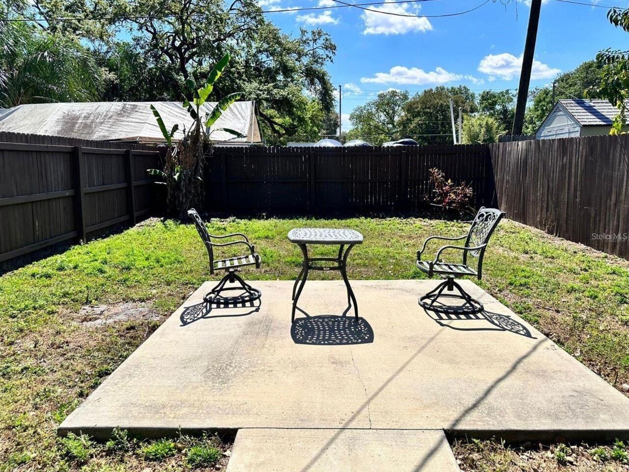 Listing Photo 8