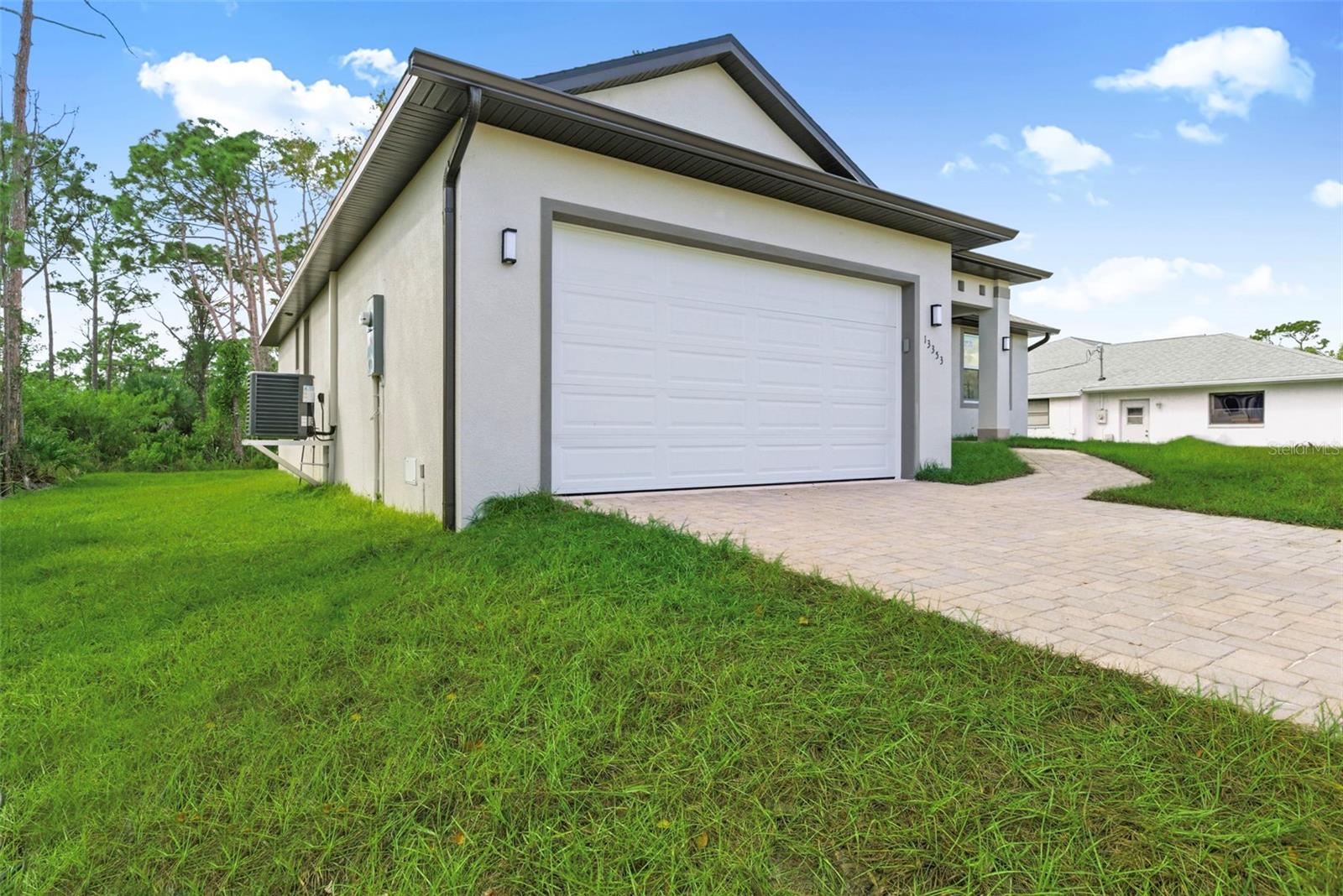 Listing Photo 10
