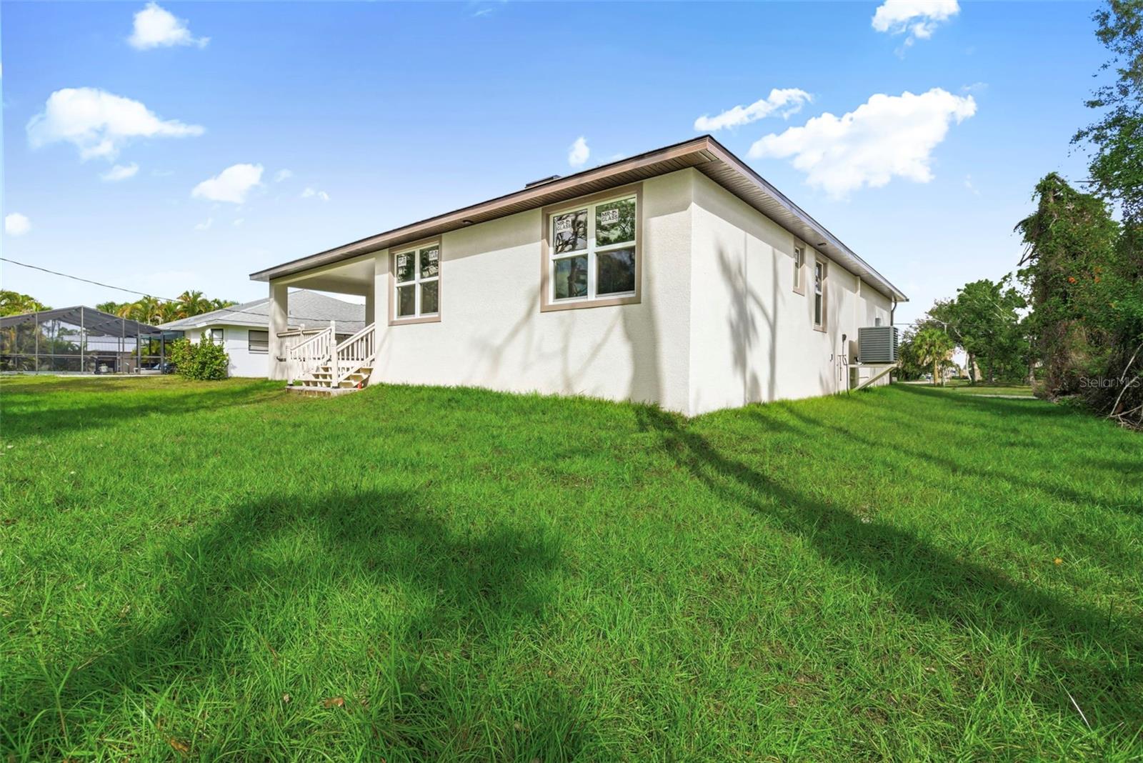 Listing Photo 12
