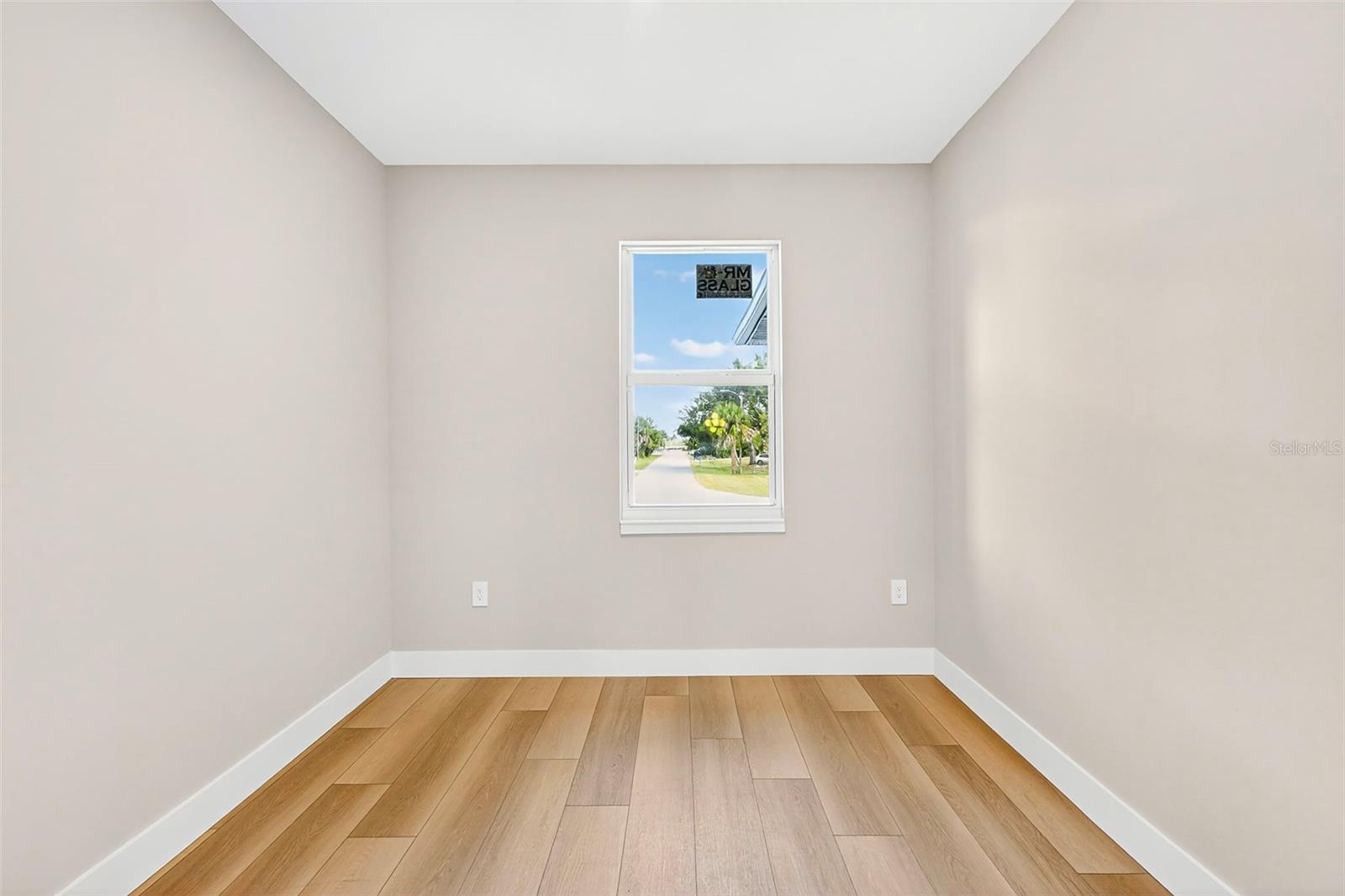 Listing Photo 33