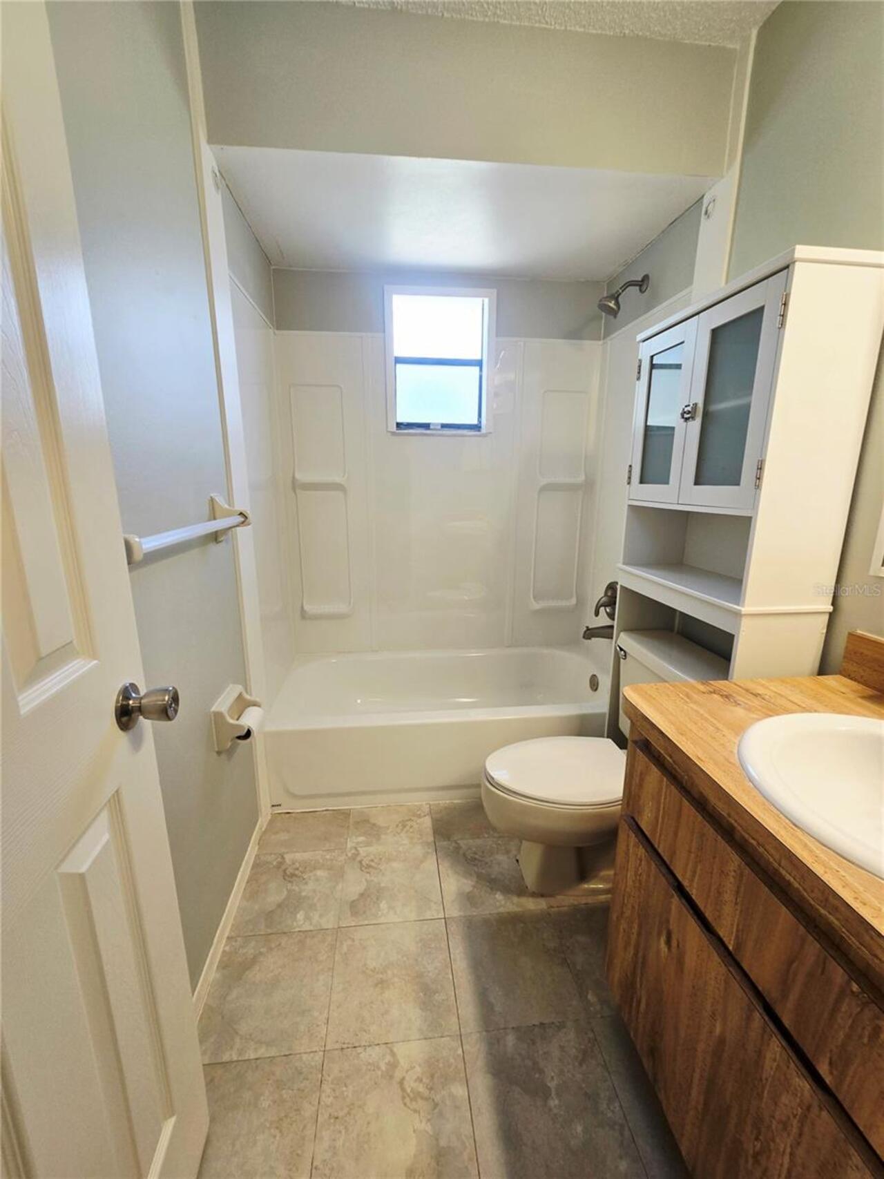 Listing Photo 15