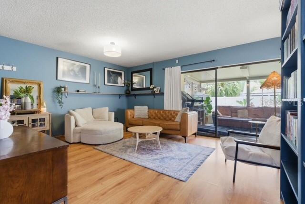 Listing Photo 8