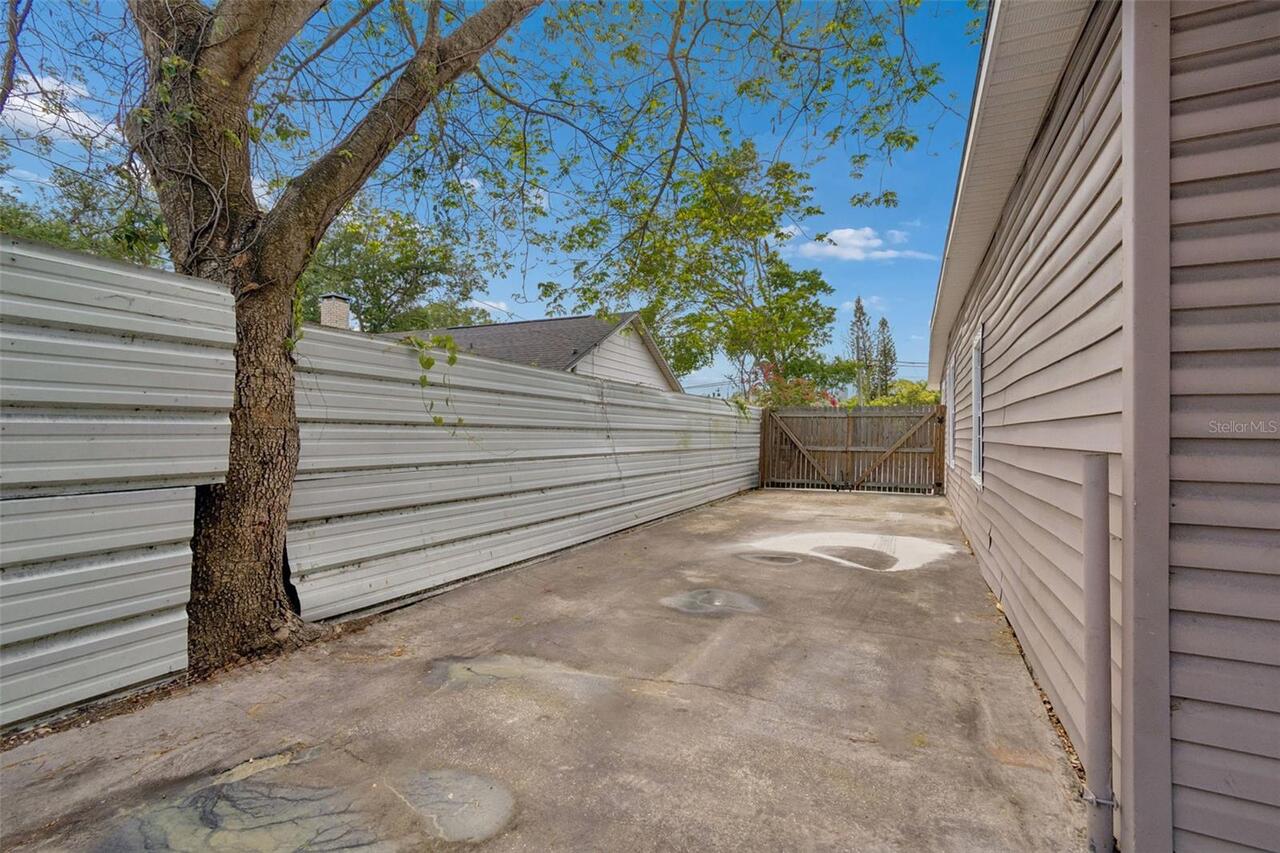 Listing Photo 25