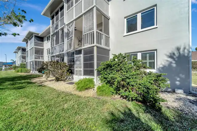 Listing Photo 22