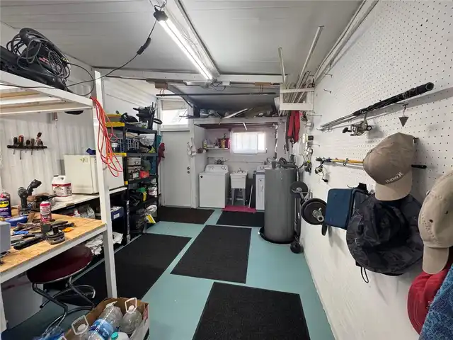 Listing Photo 12