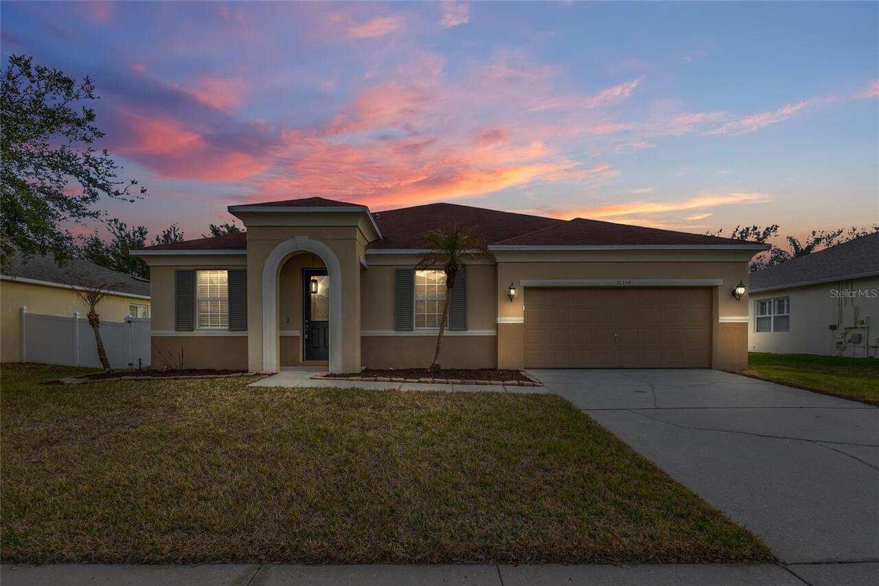 4BR, Residential Lease, 2BA, $3,000
Read More